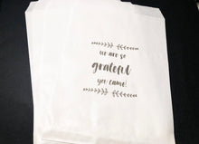 Load image into Gallery viewer, Thanksgiving Friendsgiving So Grateful You Came Favor Bags Treat Bags, Set of 10